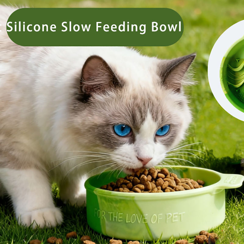 Silicone Pet Slow Feeding Bowl Round Suction Cup Customized Portable Dog Bowls Wholesale