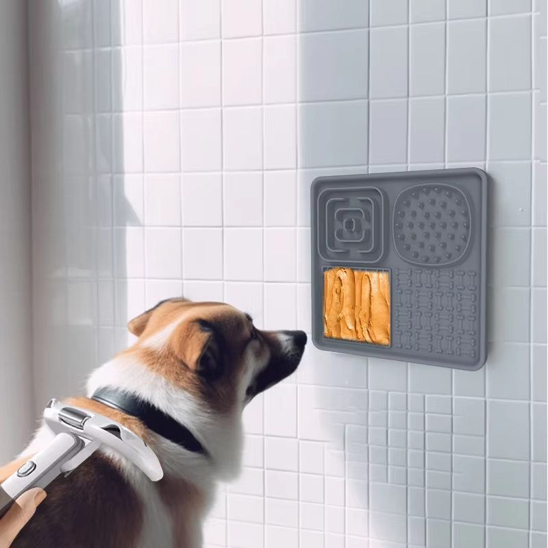 Non-slip Silicone Food Pad Cat Dog Slow Food Bowl Feeding Mat Suction Cup Folding Pet Food Placemat